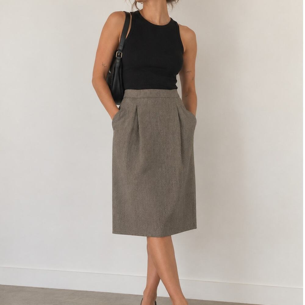 Vintage Max Mara Wool Midi Skirt Size 6 Pleated Made in Italy Mad Men Office